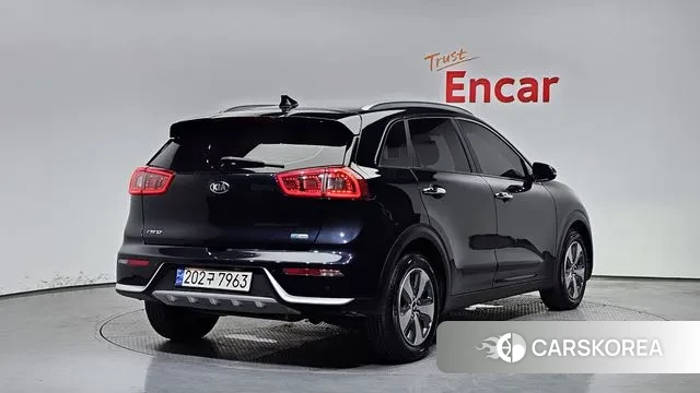 Kia Niro id 3004816 из Кореи 12