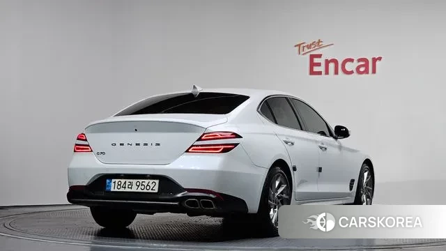 Genesis The New G70 id 3680878 из Кореи 12