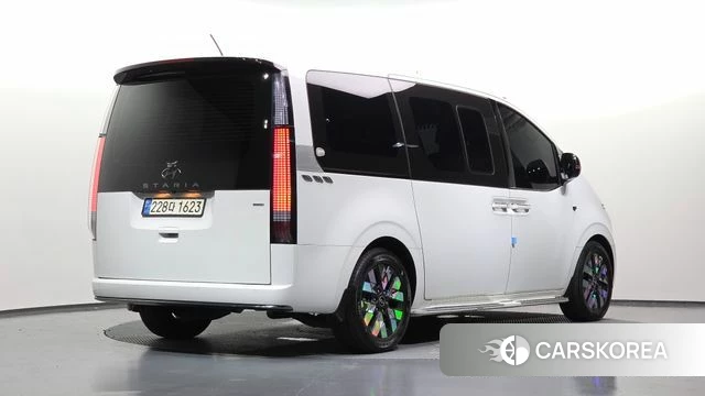 Hyundai Staria id 4470282 из Кореи 12