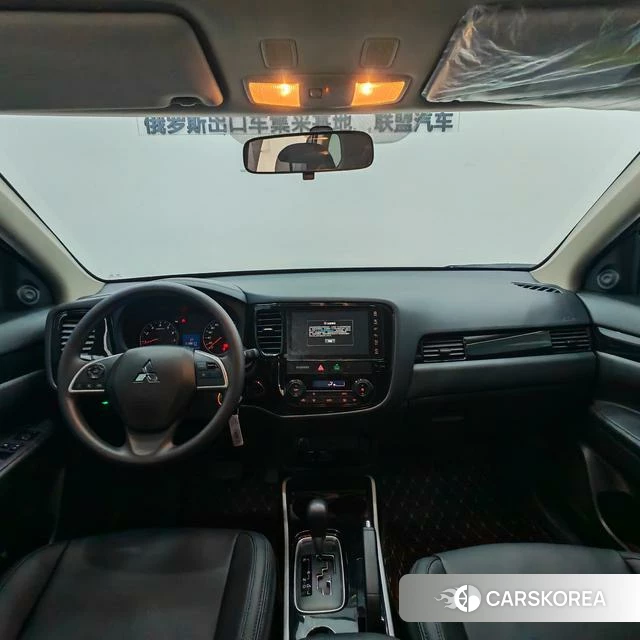 Mitsubishi  Outlander id 4214560 из Китая 9