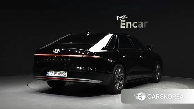 Hyundai Grandeur Hybrid (GN7) id 4280073 из Кореи 12