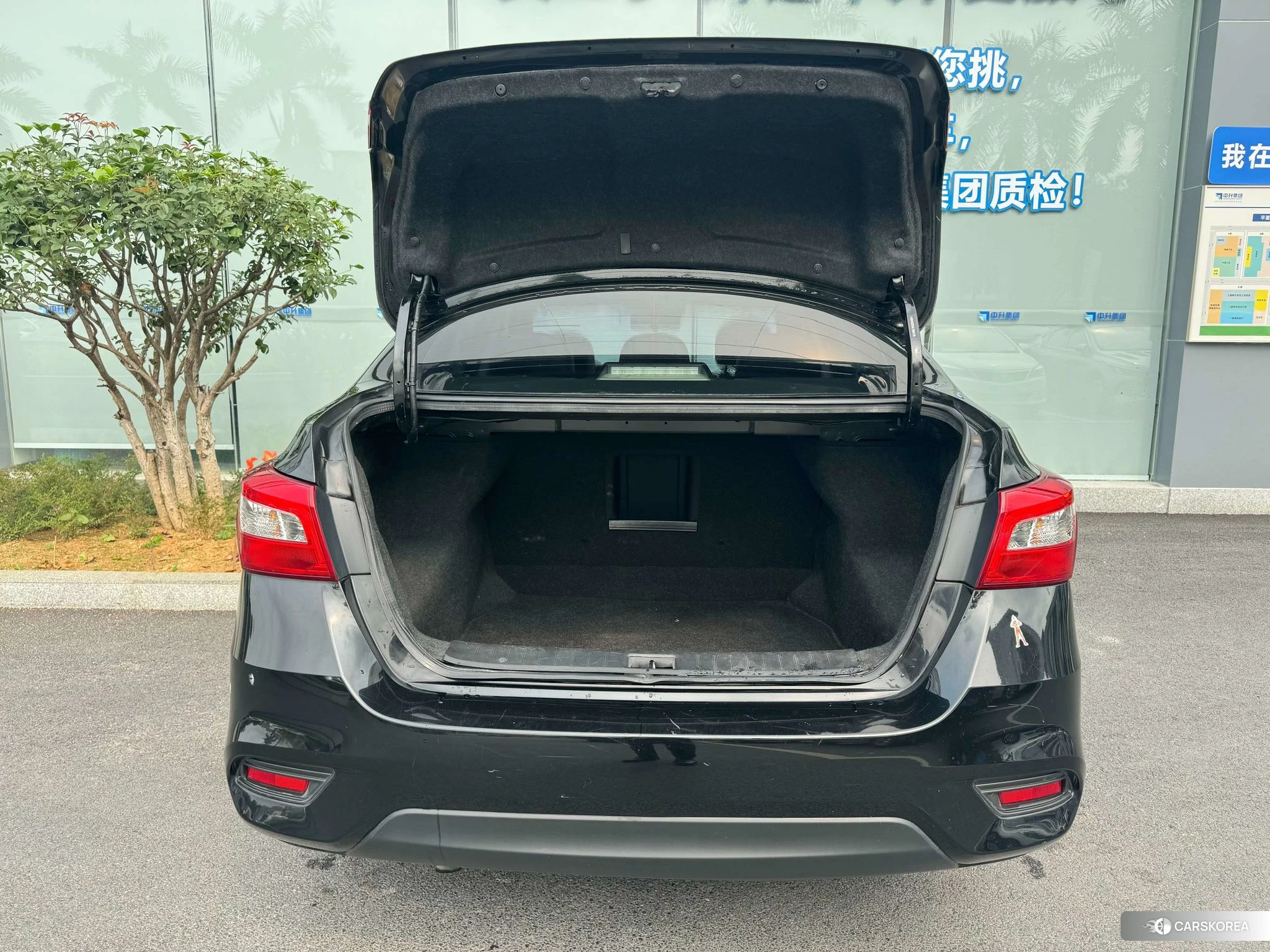 Nissan Xuan Yi 2020 Черный из Китая, фото 4