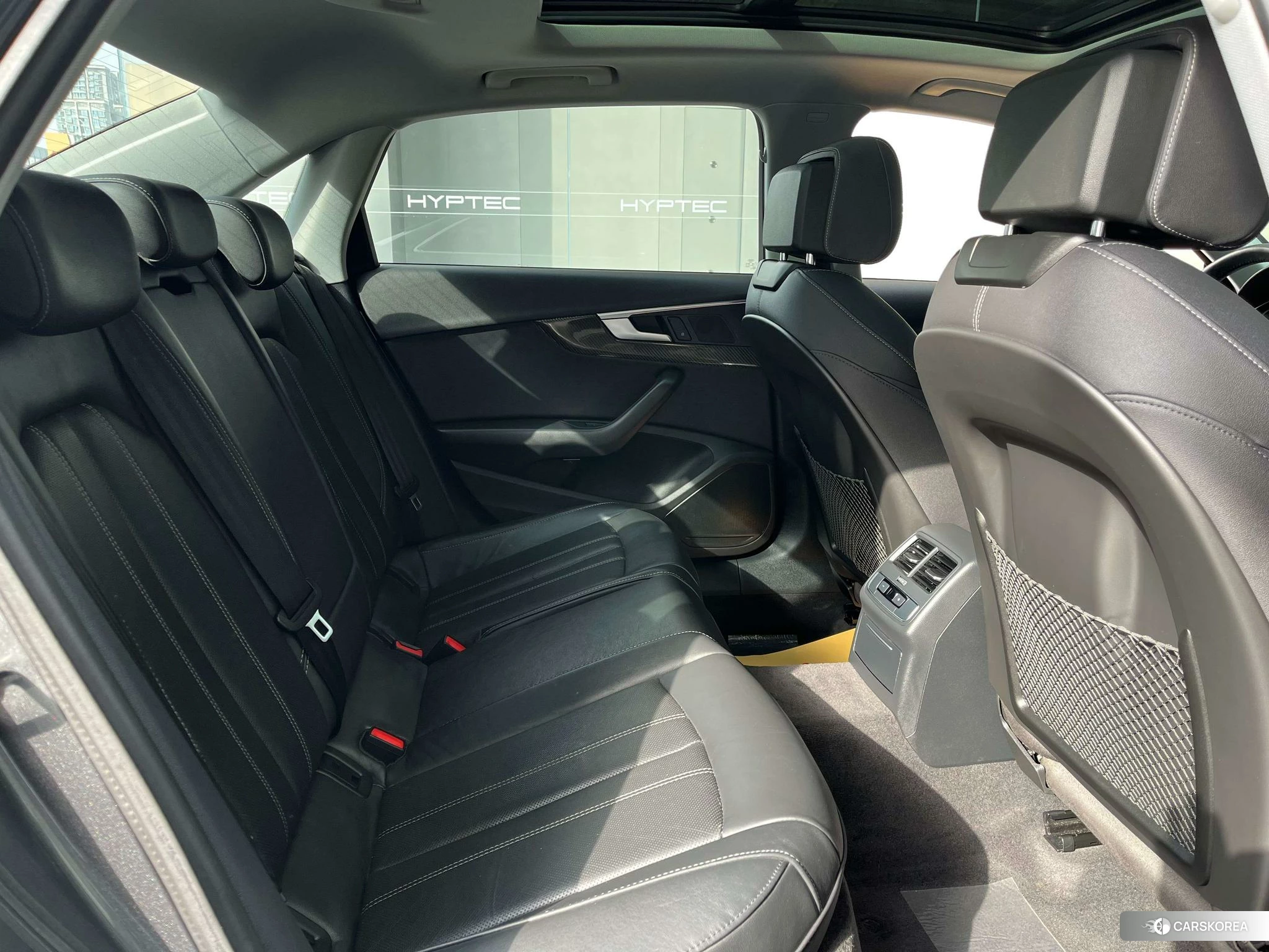 Audi A4L 2020 Темно-серый из Китая, фото 6