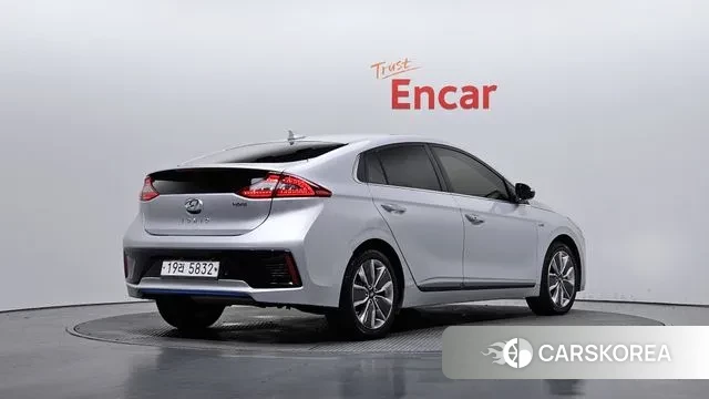 Hyundai Ionic Hybrid id 3209946 из Кореи 12