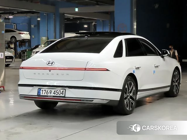 Hyundai Grandeur (GN7) id 4486669 из Кореи 12