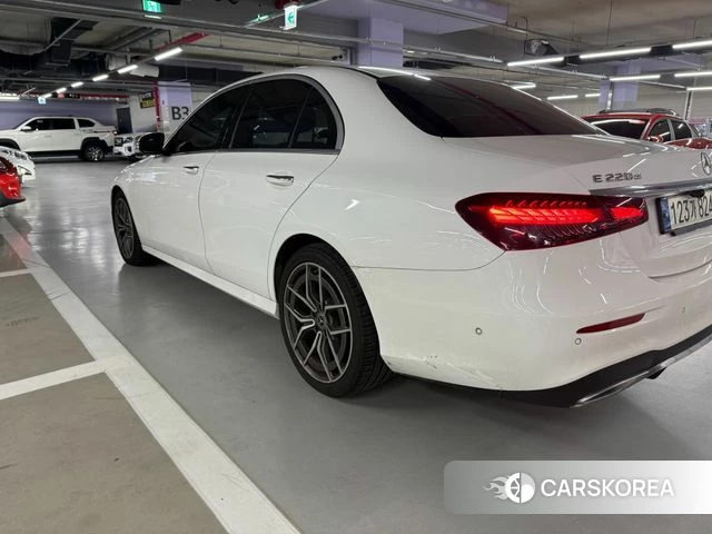 Mercedes-Benz E-Class W213 id 4614175 из Кореи 10