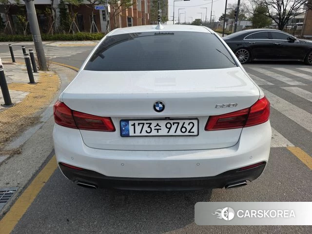 BMW 5 Series (G30) id 3867023 из Кореи 12