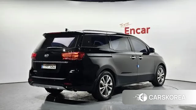 Kia The New Carnival id 3789362 из Кореи 12