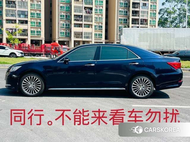 Toyota crown id 4220891 из Китая 12
