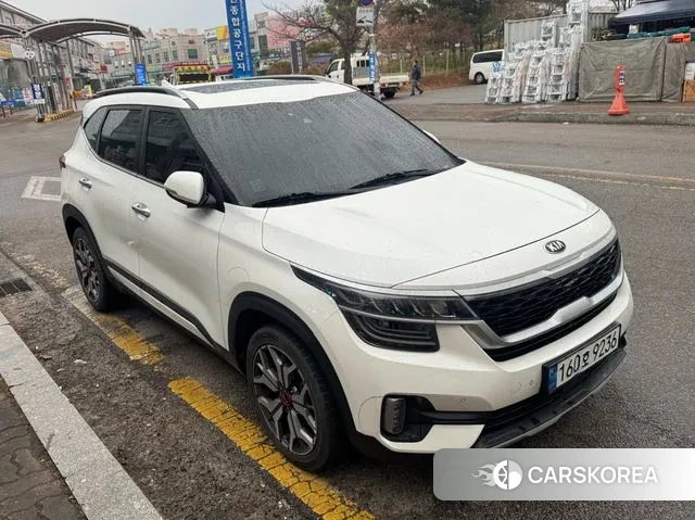 Kia Seltos 2021 Белый из Кореи, фото 2