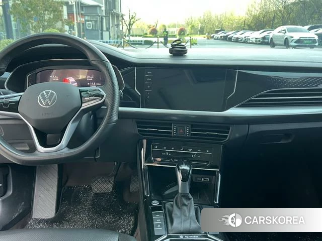 Volkswagen Passat 2022 Черный из Китая, фото 2