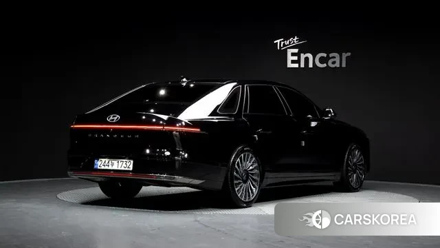 Hyundai Grandeur (GN7) id 3610726 из Кореи 12