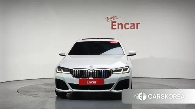 BMW 5 Series (G30) id 3545005 из Кореи 12