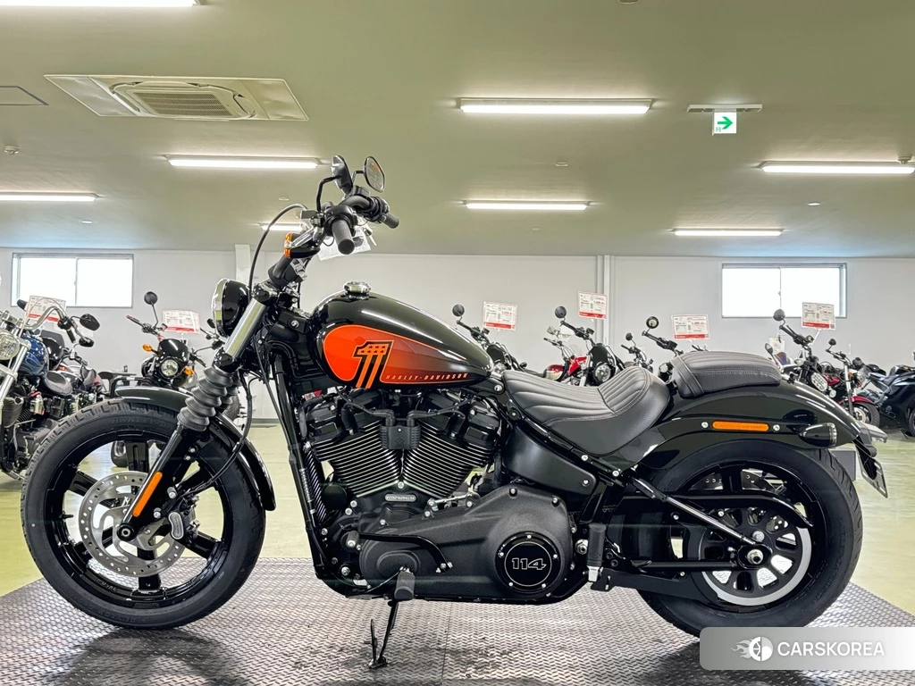 Проданный Harley-Davidson Softail Street Bob FXBBS1870 2023 из Японии