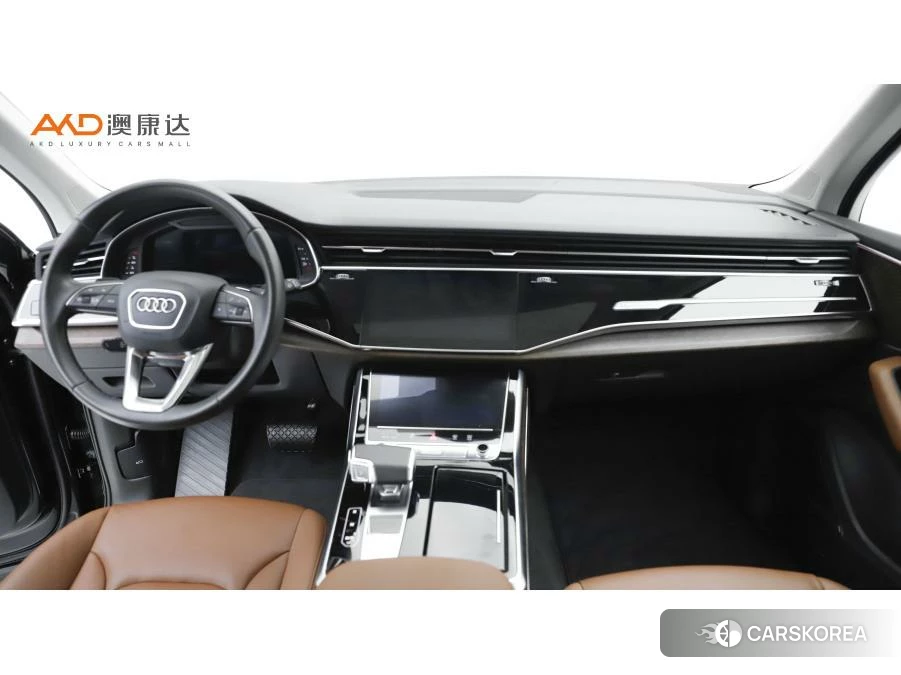 Audi Q7 2021 Черный из Китая, фото 3
