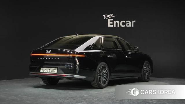 Hyundai Grandeur Hybrid (GN7) id 4201661 из Кореи 12