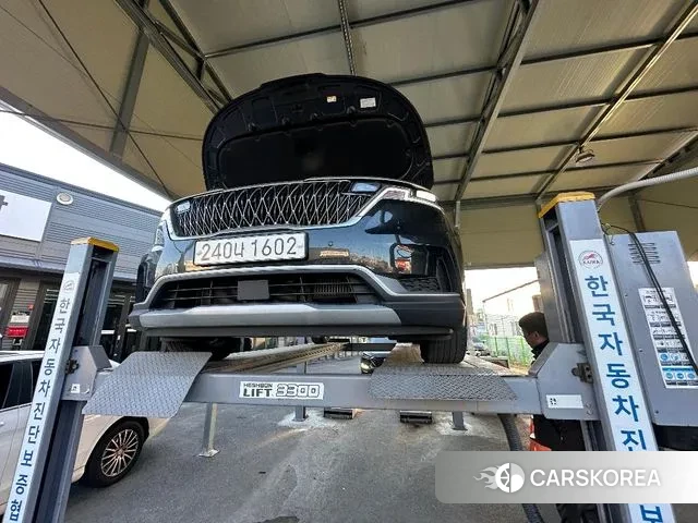 Kia Carnival 4th generation 2021 Черный из Кореи, фото 2