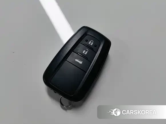 Toyota Corolla id 4570707 из Китая 8
