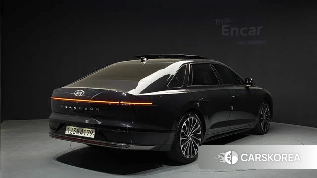 Hyundai Grandeur (GN7) id 4178212 из Кореи 12