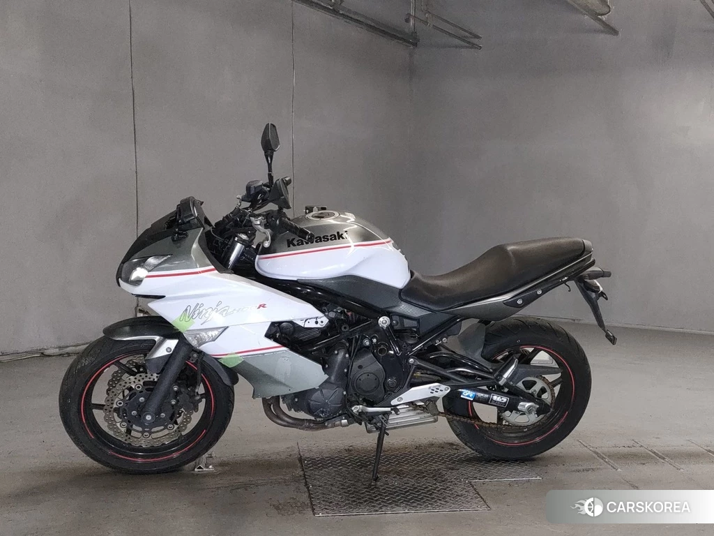 Проданный Kawasaki NINJA 400R 2015 из Японии