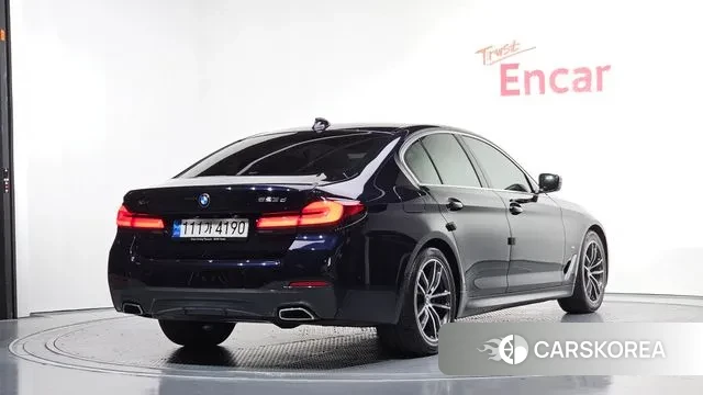 BMW 5 Series (G30) id 3348986 из Кореи 12