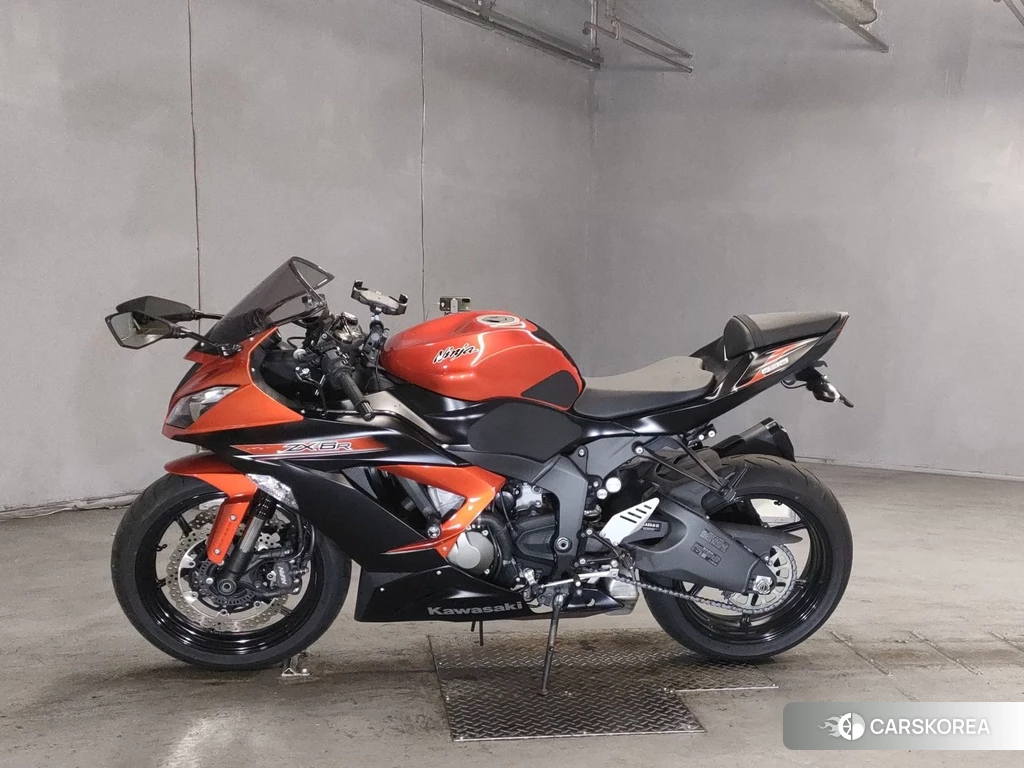 Проданный Kawasaki ZX-6R NINJA 2014 из Японии, фото 2