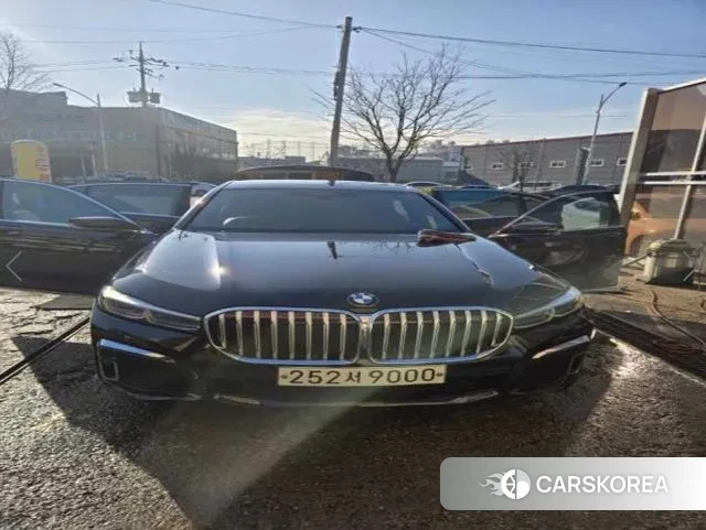 BMW 7 Series (G11) 2020 Черный из Кореи, фото 2