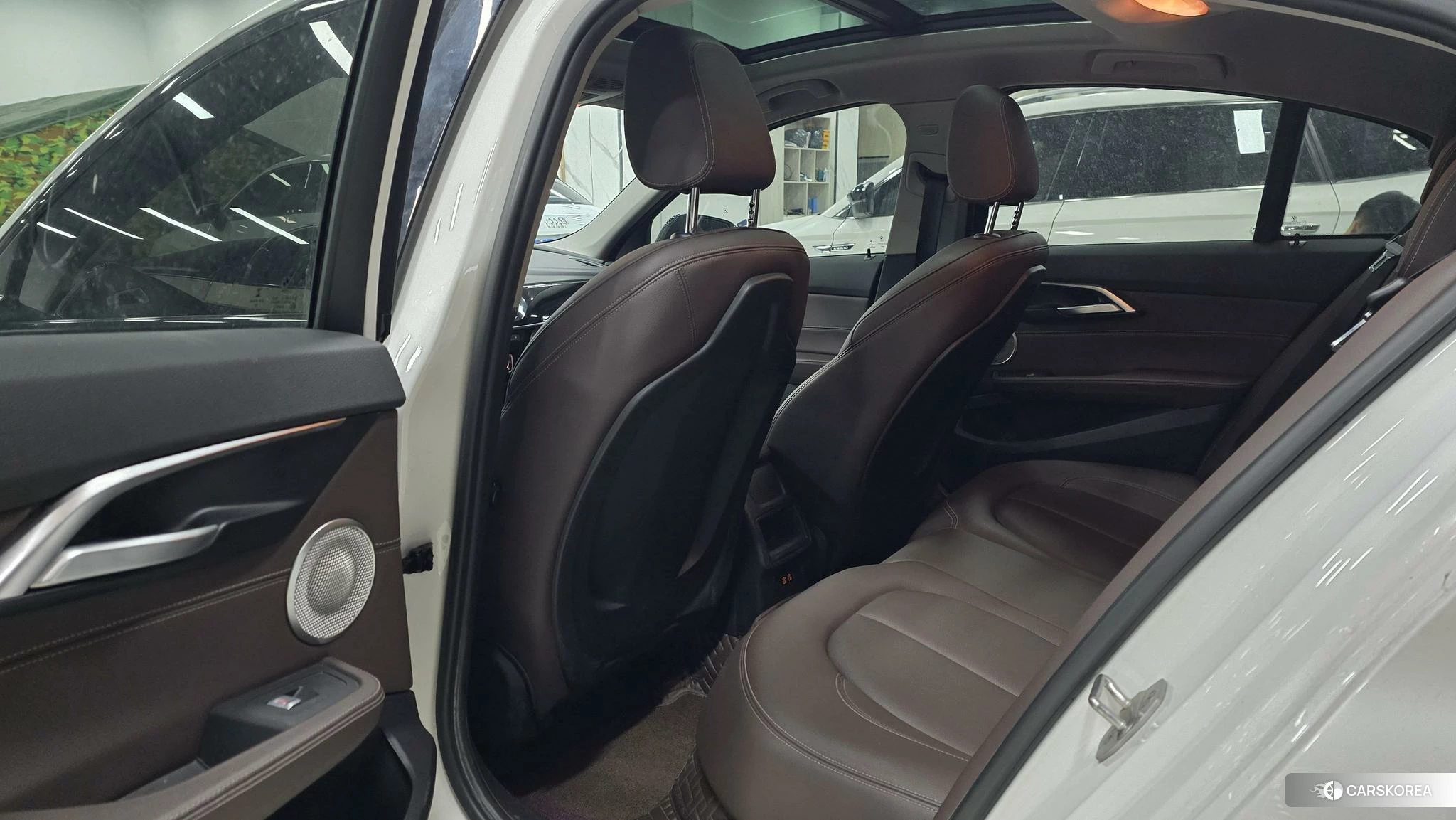 BMW 1 series 2020 Белый из Китая, фото 2