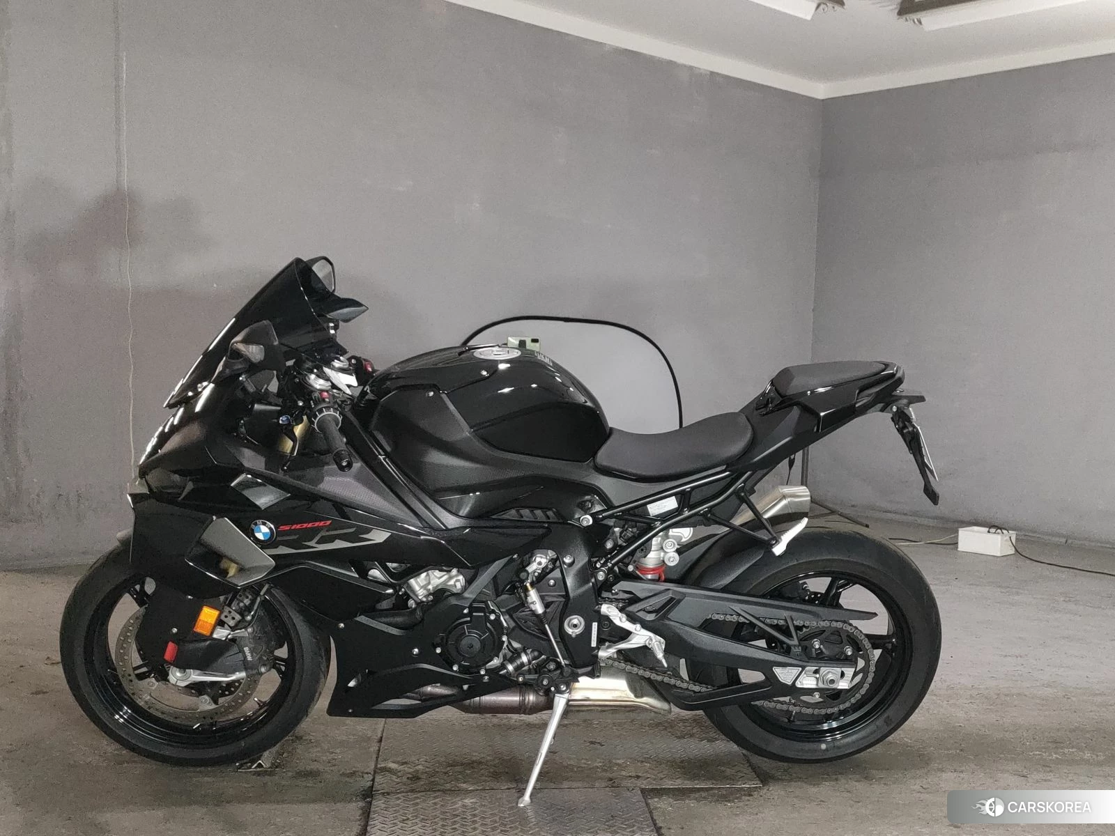 BMW S1000RR 2025 из Японии