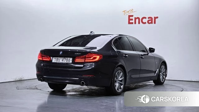 BMW 5 Series (G30) id 3924831 из Кореи 12