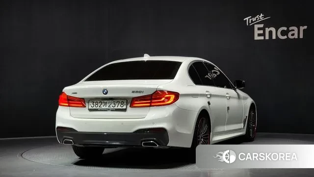 BMW 5 Series (G30) id 3479891 из Кореи 12