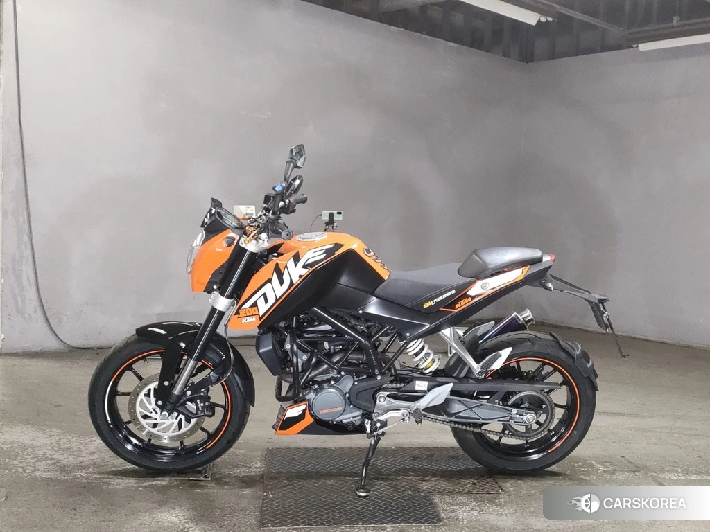 Проданный KTM 200 DUKE 2013 из Японии, фото 2