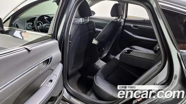 Hyundai Sonata (DN8) id 2542426 из Кореи 12