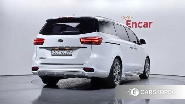 Kia The New Carnival id 3608318 из Кореи 12