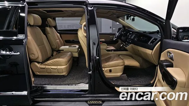 Kia All New Carnival id 2676549 из Кореи 12