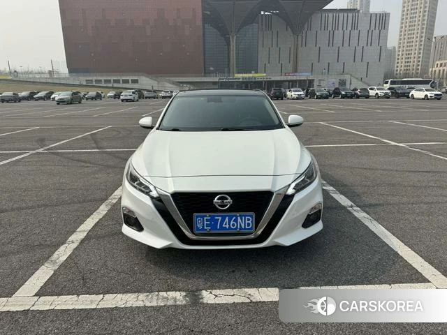 Nissan Teana 2022 Белый из Китая, фото 2