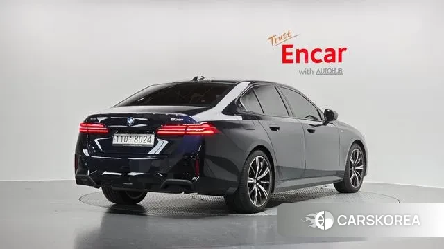 BMW 5 Series (G60) id 3565434 из Кореи 12