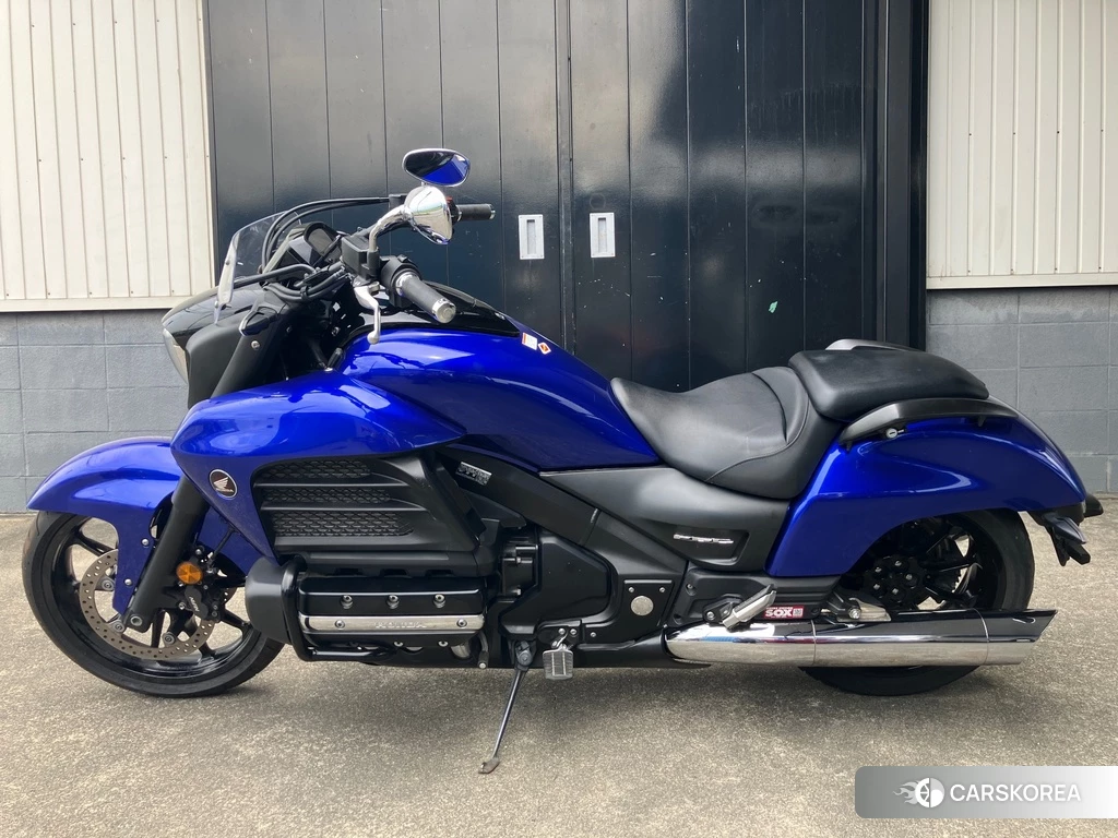 Проданный Honda GL1800 F6C 2016 из Японии, фото 2