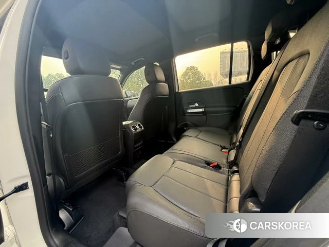 Mercedes-Benz GLB 2023 Белый из Китая, фото 5
