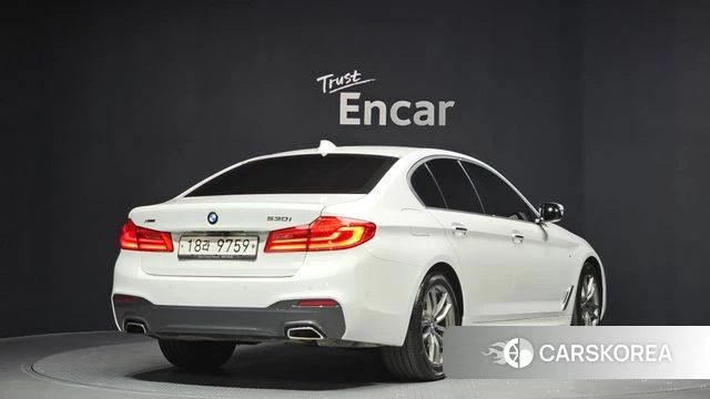 BMW 5 Series (G30) id 4417457 из Кореи 12