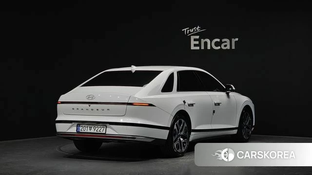 Hyundai Grandeur (GN7) id 3940089 из Кореи 12