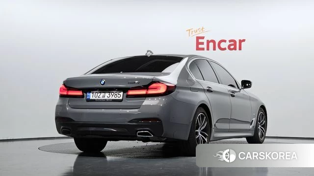 BMW 5 Series (G30) id 4223909 из Кореи 12