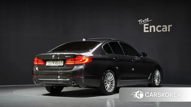 BMW 5 Series (G30) id 3038975 из Кореи 12