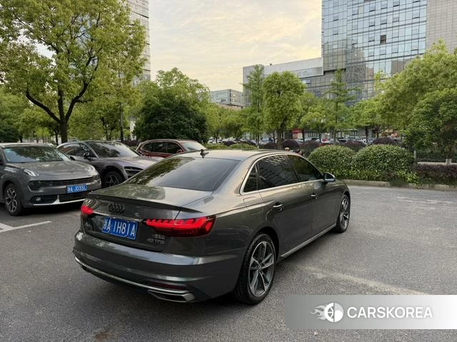 Audi A4L 2021 Темно-серый из Китая, фото 6
