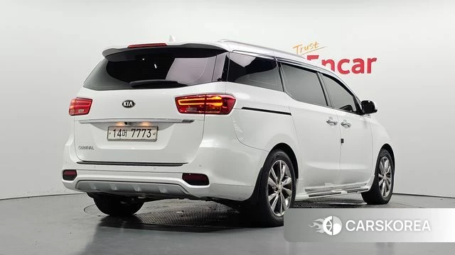 Kia The New Carnival id 4776255 из Кореи 12