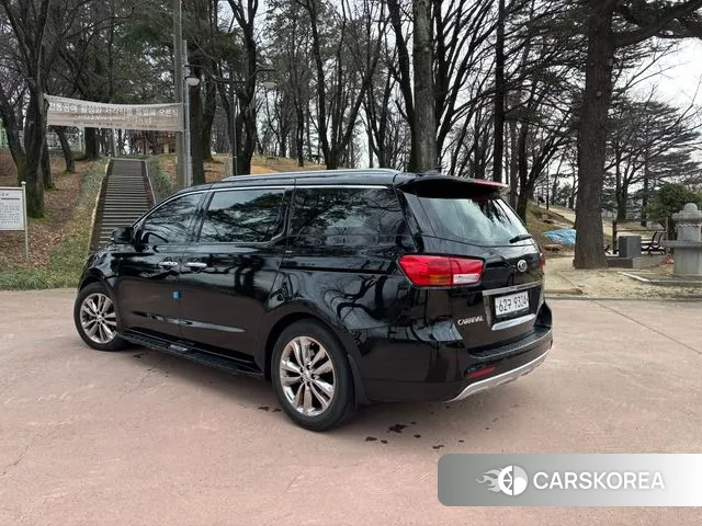 Kia All New Carnival id 3510274 из Кореи 8