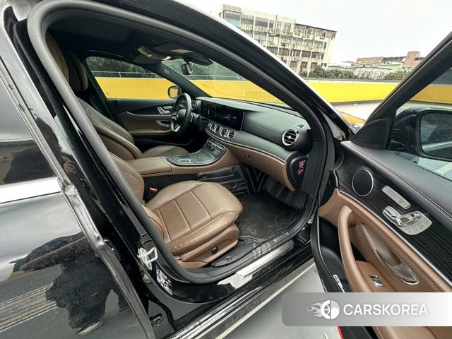 Mercedes-Benz E-class PHEV id 4260932 из Китая 12