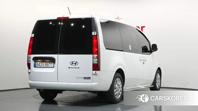 Hyundai Staria id 4292384 из Кореи 12