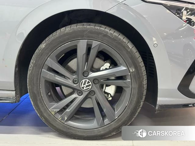 Volkswagen Golf id 4264661 из Китая 9