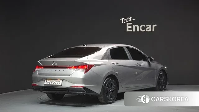 Hyundai Avante Hybrid (CN7) id 3311597 из Кореи 12